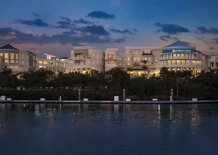 Wyndham Grand At Harbourside Place