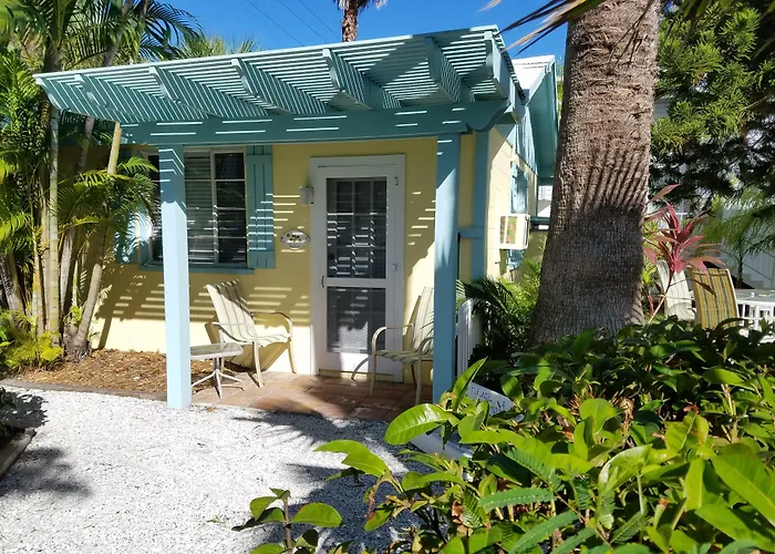 Cedar Cove Resort & Cottages Holmes Beach
