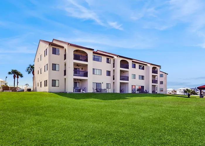 Sunset Harbor Palms 1-204 Hotel Navarre