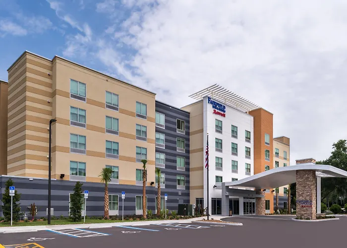 Fairfield Inn & Suites By Marriott Orlando East/Ucf Area