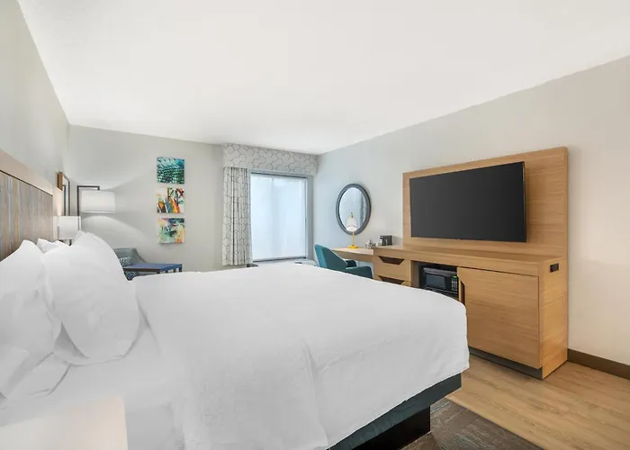 Hampton Inn Fort Myers-Airport & I-75