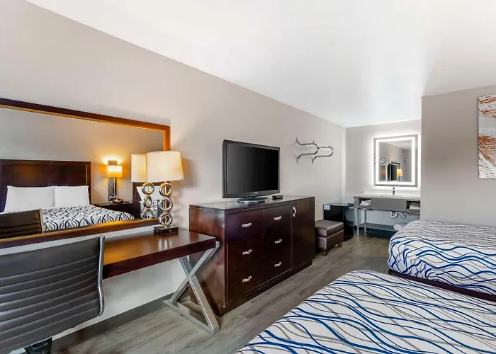 Zen Living Suites - Orange Park