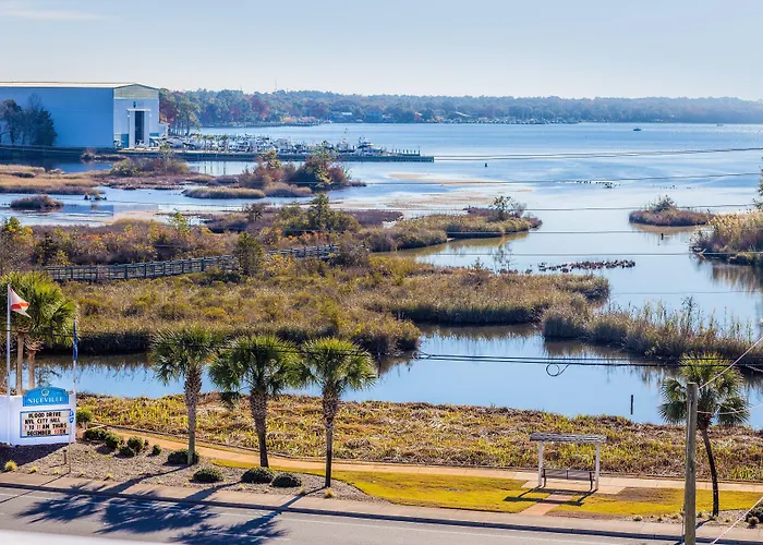 Holiday Inn Express & Suites Niceville - Eglin Area By Ihg