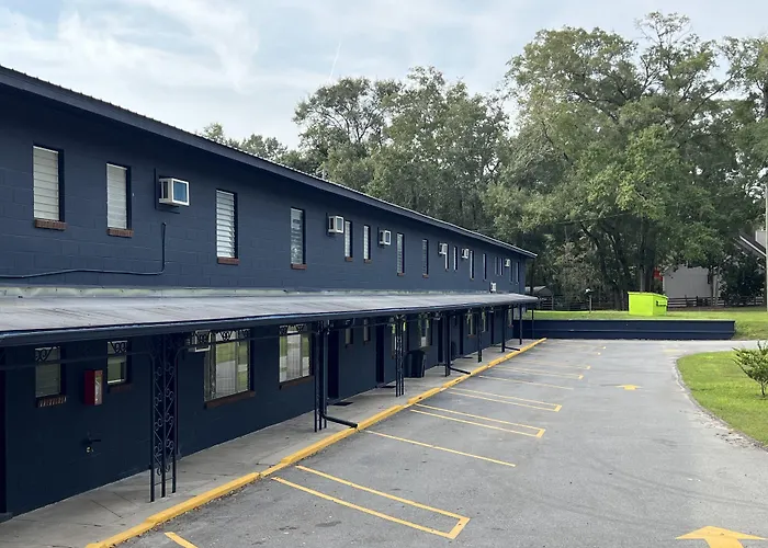 Bluegem Motel