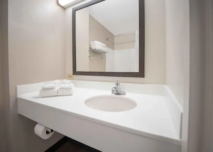 Extended Stay America Suites - St Petersburg - Clearwater - Executive Dr Largo