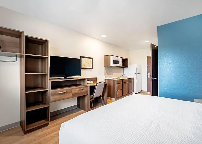 Woodspring Suites Naples East Golden Gate