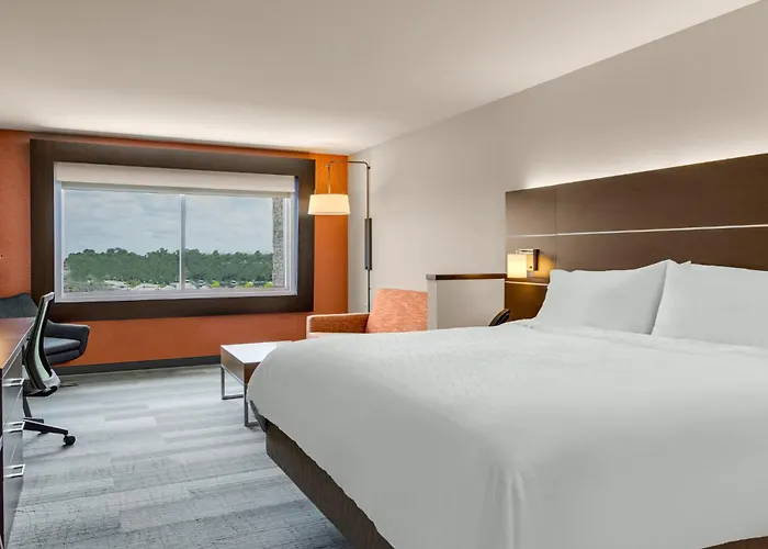 Holiday Inn Express & Suites Sanford - Lake Mary By Ihg