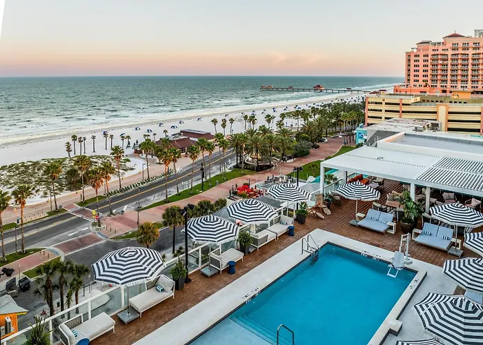 The Hiatus Clearwater Beach, Curio Collection By Hilton