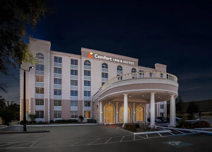 Comfort Inn & Suites North I-4