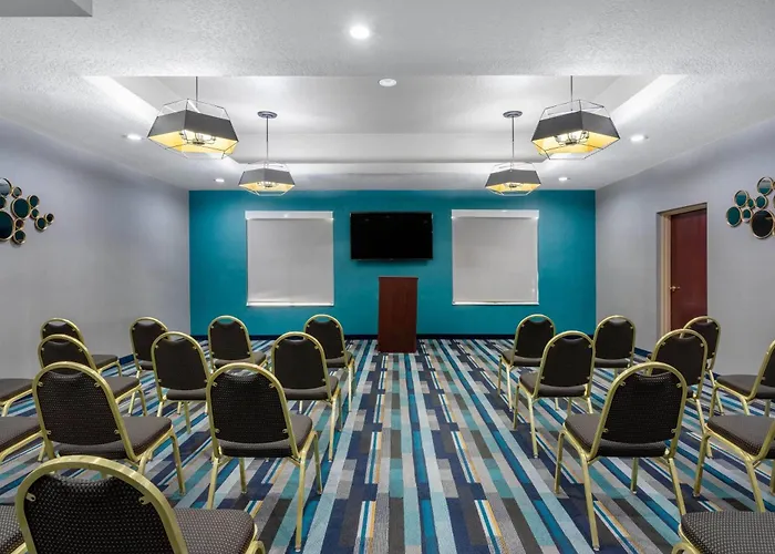 La Quinta By Wyndham Tampa Central