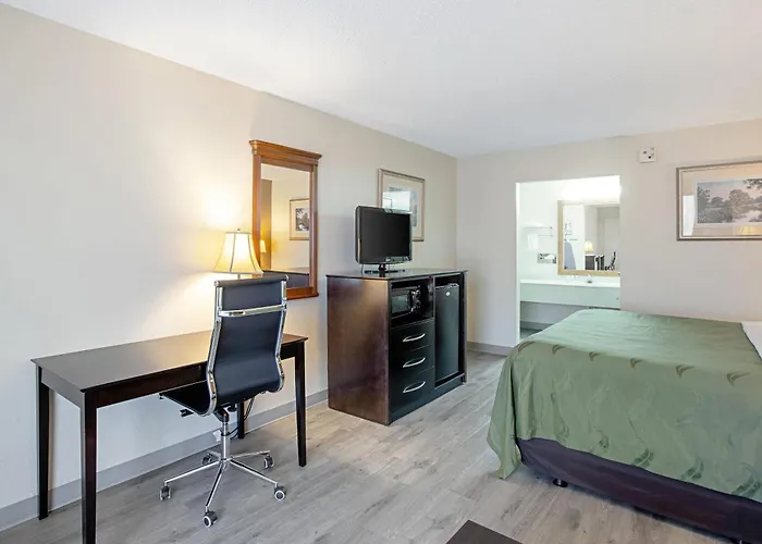 Quality Inn & Suites Live Oak I-10 Exit 283