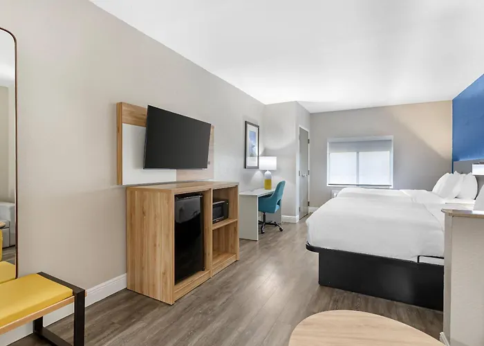Comfort Suites West Jacksonville