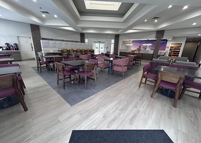 La Quinta By Wyndham Jacksonville Butler Blvd