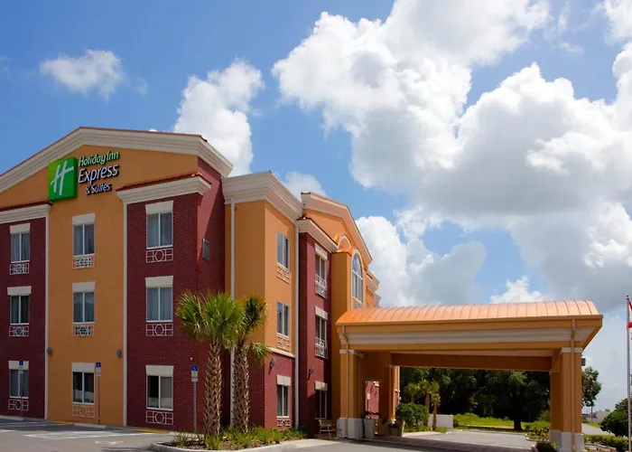 Holiday Inn Express & Suites Brooksville-I-75 By Ihg