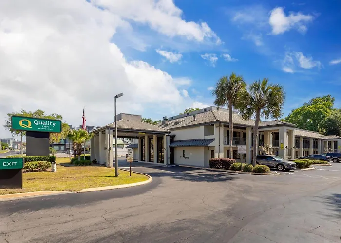 Quality Gainesville Near University
