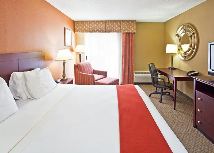 Holiday Inn Express Clearwater East - Icot Center By Ihg