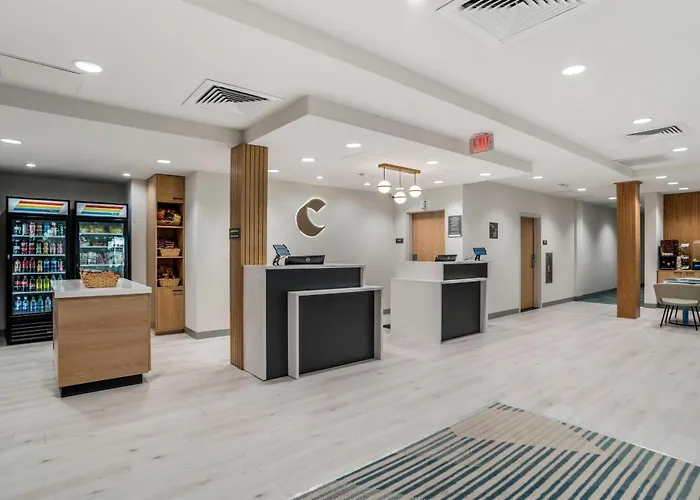 Comfort Inn & Suites - Pier Park Area