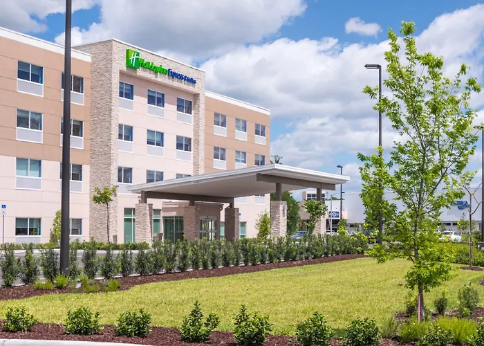 Holiday Inn Express & Suites - Tampa North - By Ihg
