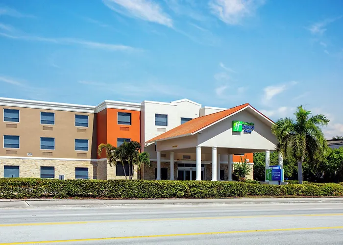 Holiday Inn Express & Suites By Ihg
