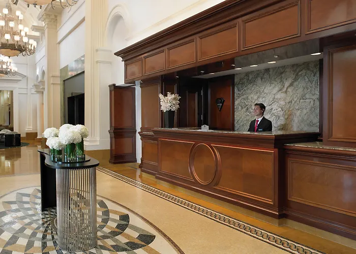 Acqualina And Residences
