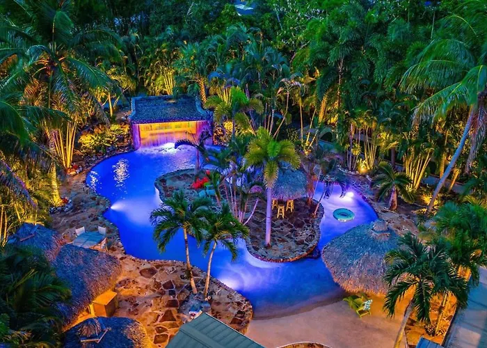 Kontiki Falls! 'S Exclusive Private