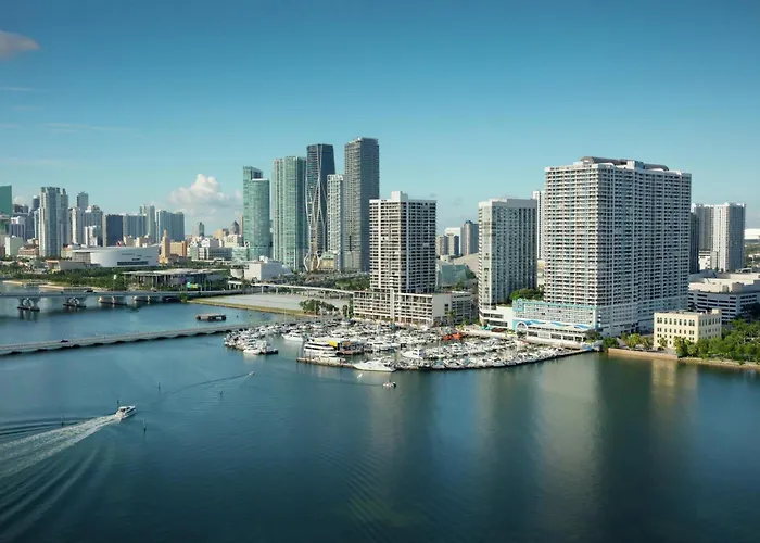 Doubletree By Hilton Grand Biscayne Bay
