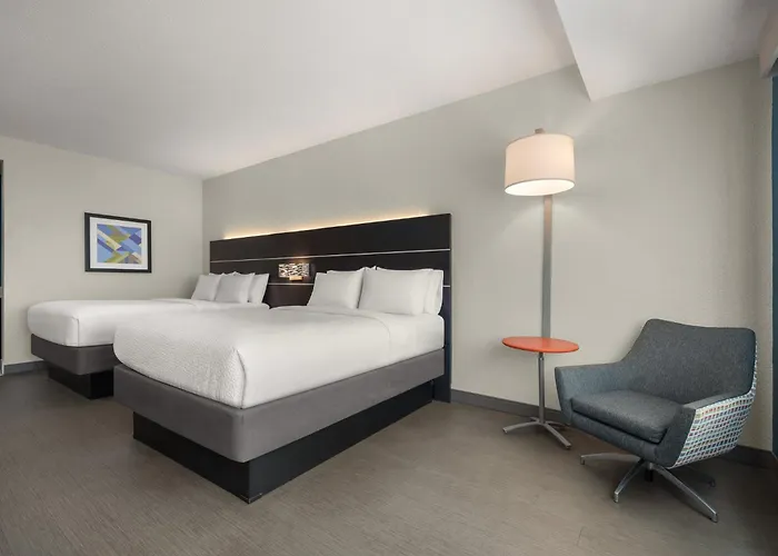 Holiday Inn Express & Suites - Tampa North - By Ihg