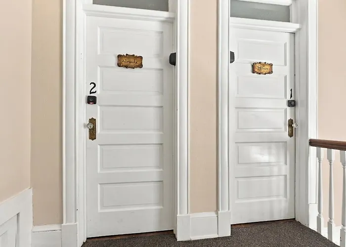 Inn On Charlotte Boutique Hotel