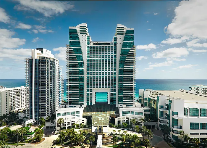 Diplomat Beach Hollywood, Curio Collection By Hilton