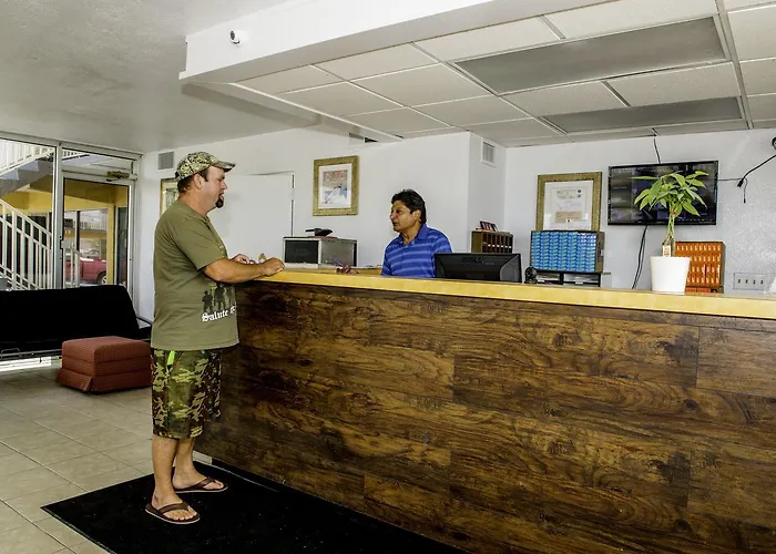 Lakeview Motel