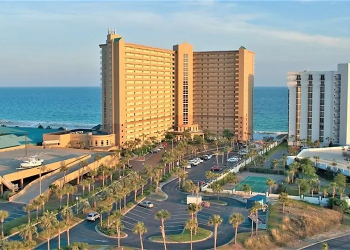 Pelican Beach Resort