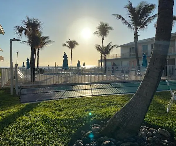 Sunrise Ocean Suites