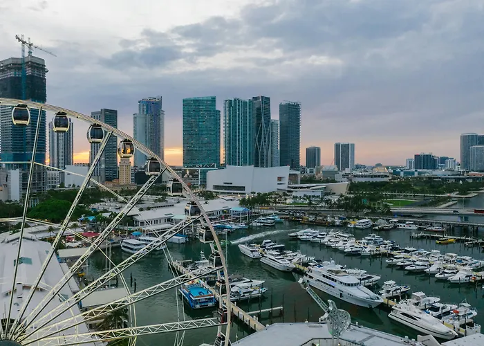 The New Yorker Miami Hotel